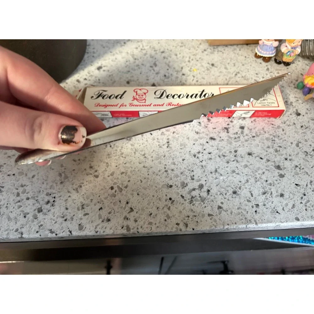 Vintage Food Decorator Knife Serrated Blade‎ Stainless Steel for Garnishes